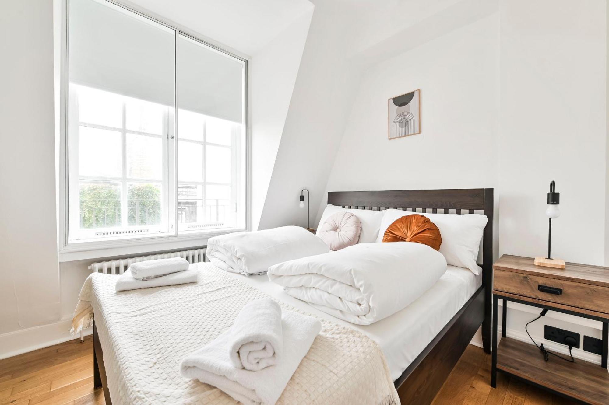 Wonderful Fitzrovia 3 Bed Apartment London Exteriör bild