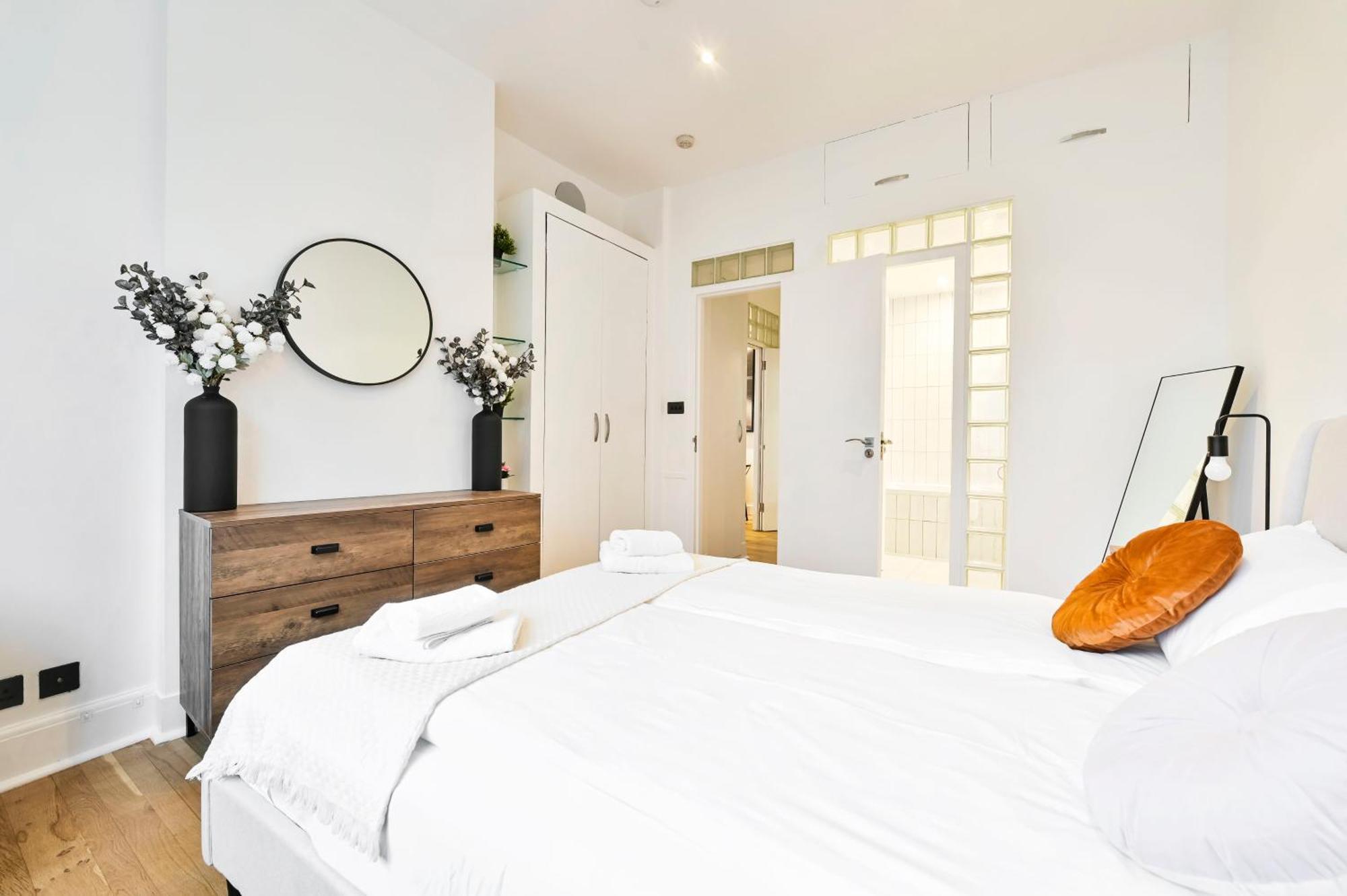 Wonderful Fitzrovia 3 Bed Apartment London Exteriör bild